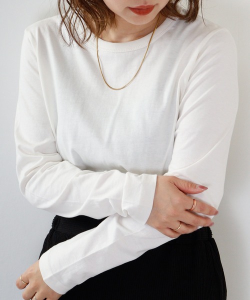 FUNALIVE（ファンアライブ）の「PAGE ONE コットン天竺長袖Ｔシャツ（Tシャツ/カットソー・レディース・オフホワイト/バーガンディー/ブラック/杢グレー/カーキ・L/LL/M）」の2枚目の写真