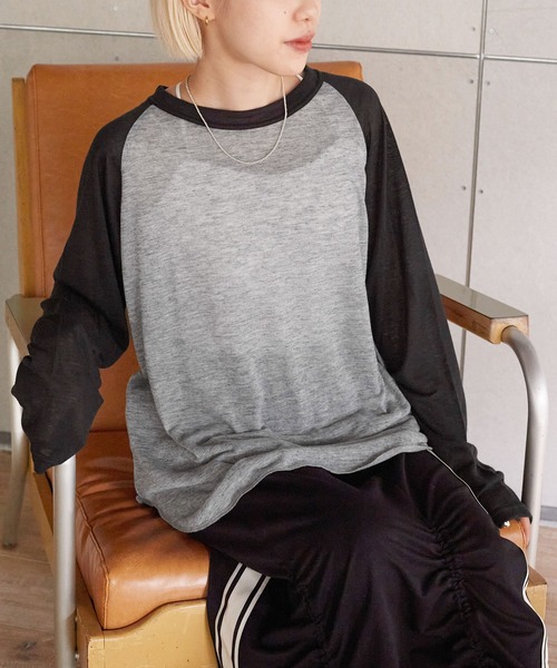 w closet（ダブルクローゼット）の「シアーラグランロングスリーブTシャツ（Tシャツ/カットソー・レディース・グレー/オフホワイト/ピンク・FREE）」の3枚目の写真