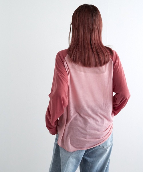 w closet（ダブルクローゼット）の「シアーラグランロングスリーブTシャツ（Tシャツ/カットソー・レディース・グレー/オフホワイト/ピンク・FREE）」の16枚目の写真