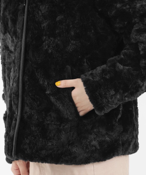 MARY QUANT（マリークワント）の「フェイクファーアソートボタン