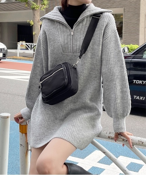 one way（ワンウェイ）の「ハーフジップ片畔ニットワンピース（ワンピース・レディース・グレー/ホワイト/ベージュ・FREE）」の3枚目の写真