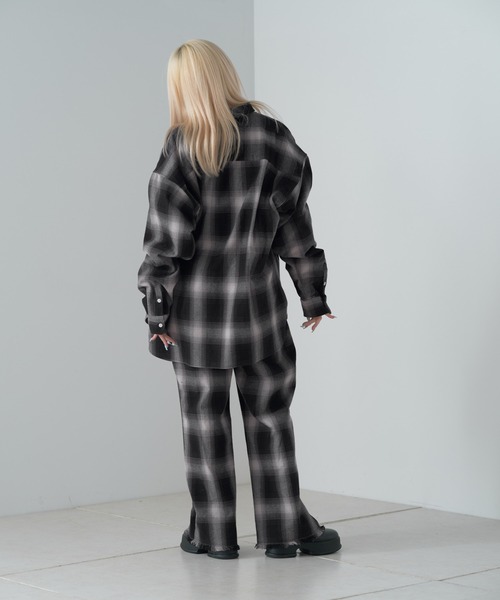 WHIMSIC（ウィムジック）の「【UNISEX/SETUP対応】ブラッシュドオンブレチェックイージーパンツ（その他パンツ・メンズ・ブラック/ネイビー・FREE）」の21枚目の写真