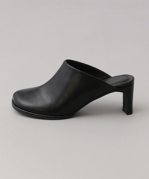 A part by(アパートバイ)の「オブリークヒールミュール(サンダル・レディース・ブラック/オフホワイト・MEDIUM/LARGE)」の10枚目の写真