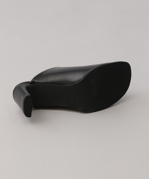 A part by(アパートバイ)の「オブリークヒールミュール(サンダル・レディース・ブラック/オフホワイト・MEDIUM/LARGE)」の13枚目の写真