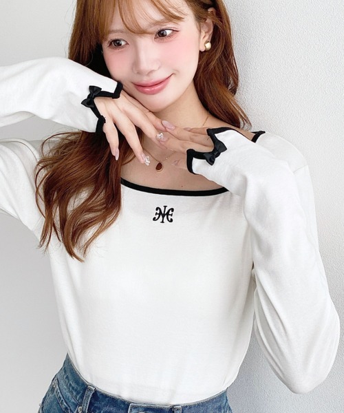 moment+(モーメントプラス)の「綿100%フライス長袖スクエアネックフロントロゴ刺繍袖リボンプルオーバー(Tシャツ/カットソー・レディース・ブラック/ベージュ/オフホワイト/ナチュラル/ピンク・M/L)」の18枚目の写真