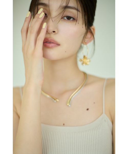 SNIDEL（スナイデル）の「パールバリエネックレス（ネックレス・レディース・アイボリー/ゴールド/シルバー・FREE）」の4枚目の写真