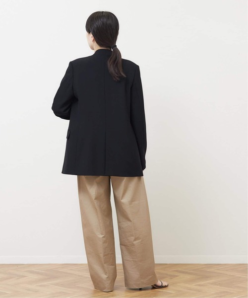 ヴィスポリーノ ノーカラーキンボタンジャケット（ノーカラー