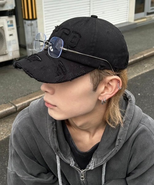 Chikashitsu +（チカシツプラス）の「【Chikashitsu +】square eyeglasses / 【チカシツプラス】スクエアアイグラスメガネ（メガネ・メンズ・シルバー・ONE SIZE）」の21枚目の写真