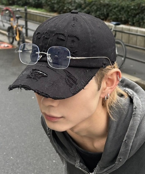 Chikashitsu +（チカシツプラス）の「【Chikashitsu +】square eyeglasses / 【チカシツプラス】スクエアアイグラスメガネ（メガネ・メンズ・シルバー・ONE SIZE）」の20枚目の写真