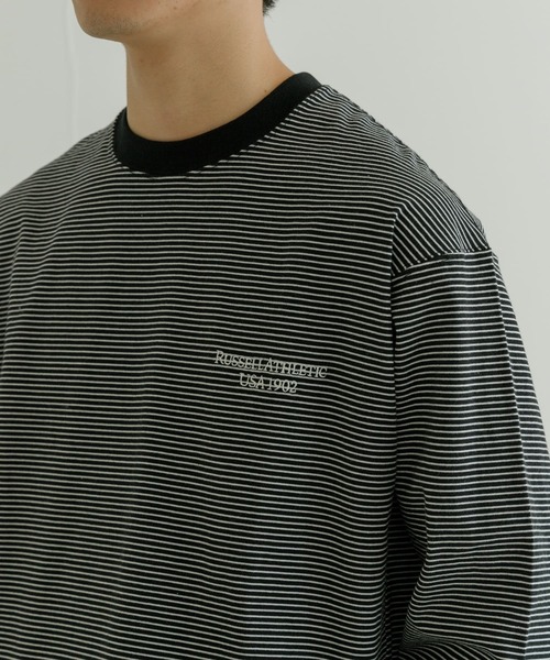 Russell Athletic（ラッセルアスレティック）の「『別注』RUSSELL ATHLETIC×UR　LONG-SLEEVE T-SHIRTS（Tシャツ/カットソー・メンズ・ホワイト系その他/ブラック系その他・MEDIUM/LARGE）」の2枚目の写真