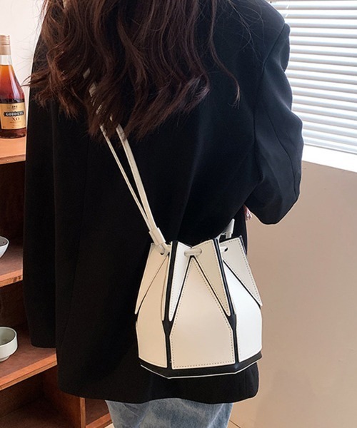 Miniministore(ミニミニストア)の「ショルダーバッグ レディース 巾着バック(ショルダーバッグ・レディース・ブラック×ホワイト/ホワイト/イエロー/ピンクベージュ/ブラック/ホワイト×ブラック・FREE)」の15枚目の写真
