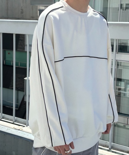 CREARE -LINO-(クレアーレリノ)の「<ユニセックス>ダンボール オーバーサイズ ライン トラック プロオーバー(スウェット・メンズ・ブラック/オフホワイト/ネイビー・M/L)」の10枚目の写真