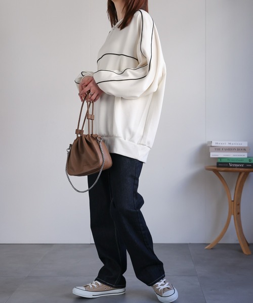 CREARE -LINO-(クレアーレリノ)の「<ユニセックス>ダンボール オーバーサイズ ライン トラック プロオーバー(スウェット・メンズ・ブラック/オフホワイト/ネイビー・M/L)」の14枚目の写真