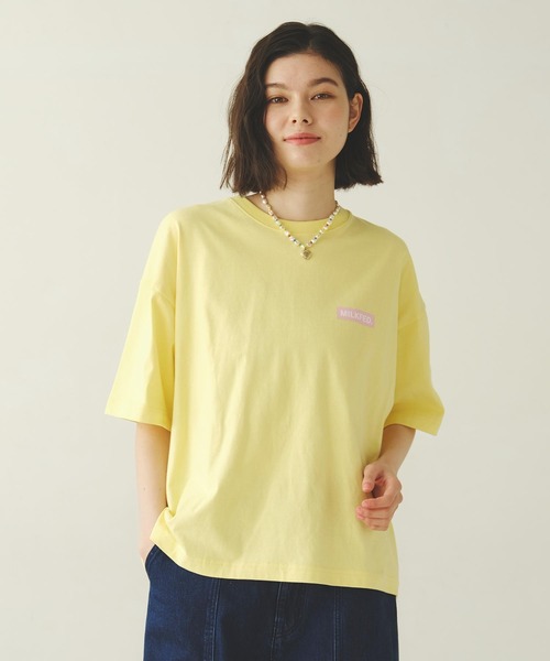MILKFED.（ミルクフェド）の「GOOD MOOD GOOD DAY WIDE S/S TEE（Tシャツ/カットソー・レディース・オフホワイト/ライトイエロー/チャコール・M/L）」の4枚目の写真