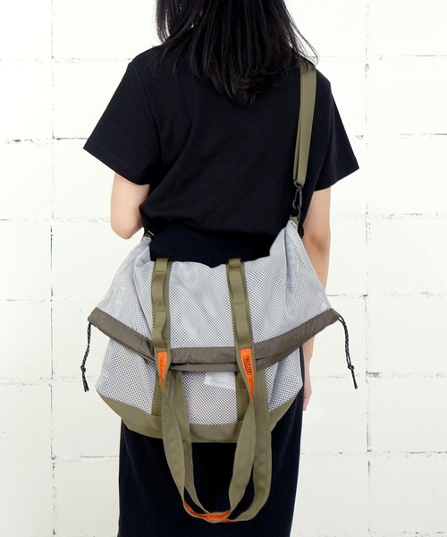 WEEKEND(ER)(ウィークエンダー)の「WEEKEND(ER) ウィークエンダー MESH 2WAY TOTE BAG メッシュトートバッグ(トートバッグ・メンズ・ホワイト/ブラック/グレー/イエロー/オリーブ・FREE)」の4枚目の写真
