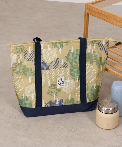 emesuelee(エメスーリー)の「保冷保温トートBAG(エコバッグ/サブバッグ・レディース・グリーン系1/アイボリー/ネイビー/ブルー/チャコールグレー/ベージュ系1/ピンク/グリーン/イエロー/ベージュ/ブラック/ライトベージュ・フリー)」の1枚目の写真