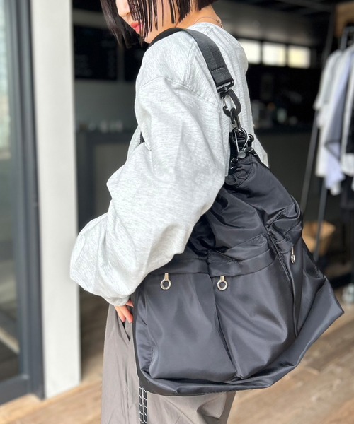 Kotoe（コトエ）の「【UNISEX】 BIG巾着ショルダーバッグ