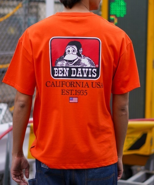 BEN DAVIS(ベンデイビス)の「《BEN DAVIS》プリントTシャツ/抗菌防臭 リサイクルコットン混(Tシャツ/カットソー・メンズ・ホワイト/ブラック/ピンク/オレンジ/グリーン・SMALL/MEDIUM/LARGE/X-LARGE)」の5枚目の写真