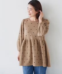 Perle Peche ラメドット刺繍ペプラムニット