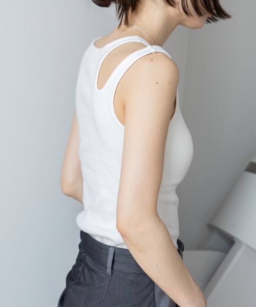 VACANCY（ヴァカンシー）の「アシンメトリーカップ付きリブインナー（タンクトップ・レディース・グリーン/ホワイト/ブラック・FREE）」の7枚目の写真
