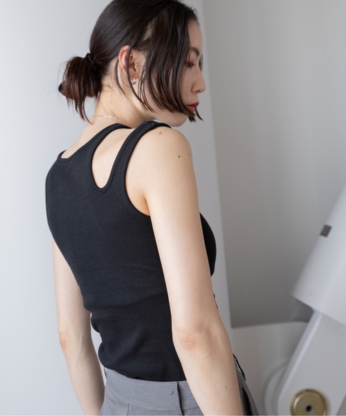 VACANCY（ヴァカンシー）の「アシンメトリーカップ付きリブインナー（タンクトップ・レディース・グリーン/ホワイト/ブラック・FREE）」の17枚目の写真