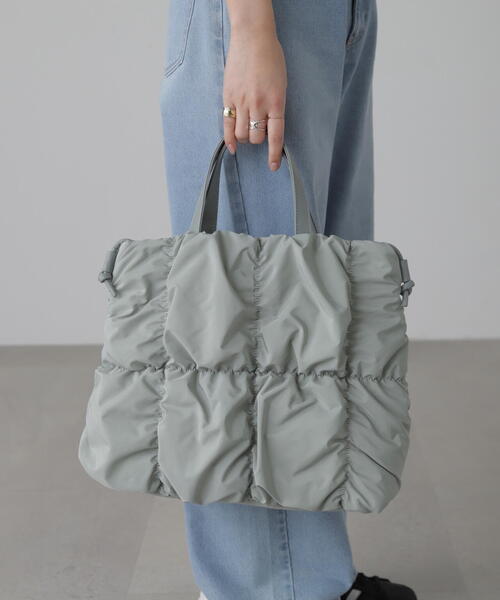 FREE'S MART（フリーズマート）の「タックトートバッグ（トートバッグ・レディース・ブラック/グリーン/ホワイト・ﾌﾘ-）」の10枚目の写真