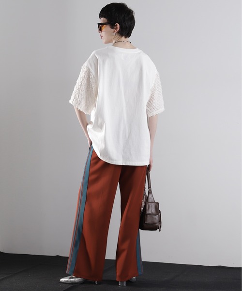 OKIRAKU（オキラク）の「(OKIRAKU×ROSEBUD)異素材スリーブ グラフィックTシャツ（Tシャツ/カットソー・レディース・ホワイト系その他/ブラック・FREE）」の11枚目の写真