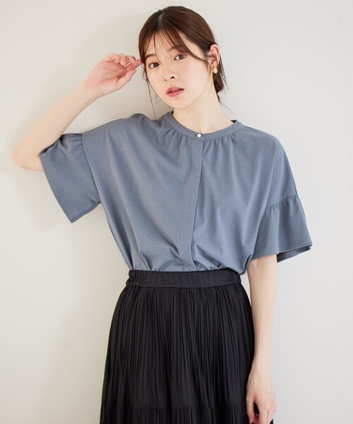 ANY SIS(エニィスィス)の「汗ジミ防止加工カット ブラウス(Tシャツ/カットソー・レディース・パープル系/ライトグリーン系/アイボリー系/ブラック系/イエロー系・4)」の3枚目の写真