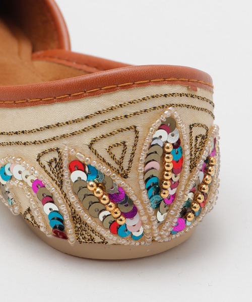 チャイハネ（チャイハネ）の「【チャイハネ】ビーズジュッティ（パンプス・レディース・ブラック/ブルー/ホワイト/ベージュ/イエロー・23.5/24.5）」の14枚目の写真