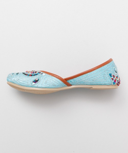 チャイハネ（チャイハネ）の「【チャイハネ】ビーズジュッティ（パンプス・レディース・ブラック/ブルー/ホワイト/ベージュ/イエロー・23.5/24.5）」の16枚目の写真