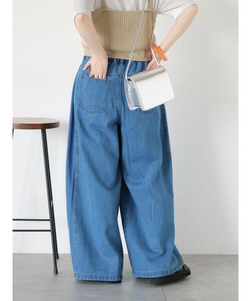 ehka sopo(エヘカソポ)の「サイドタックデニムパンツ(デニムパンツ・レディース・ブルー/グレー/サックスブルー・F)」の5枚目の写真