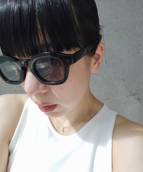 y/m by RIKA(イムバイリカ)の「Shades r01(サングラス・レディース・ブラック・FREE)」の4枚目の写真