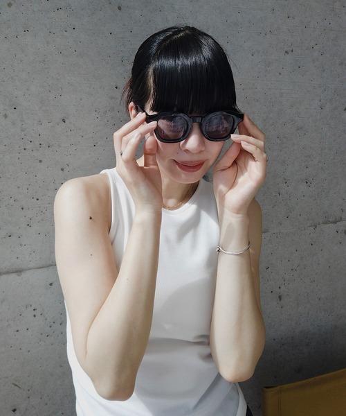 y/m by RIKA(イムバイリカ)の「Shades r01(サングラス・レディース・ブラック・FREE)」の13枚目の写真