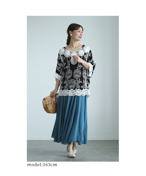 Sawa a la mode(サワアラモード)の「サークル刺繍レースのドルマンシャツブラウス(シャツ/ブラウス・レディース・ホワイト/ブラック・FREE)」の12枚目の写真