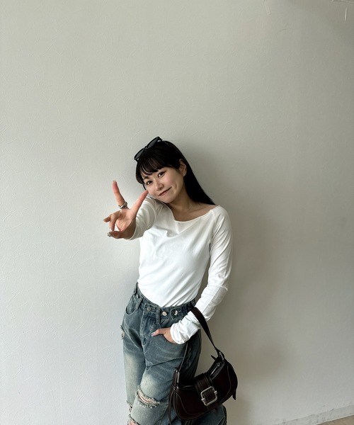 RiLi(リリ)の「オフショルカットソー【RL】(Tシャツ/カットソー・レディース・ブラック/チャコールグレー/ホワイト・FREE)」の13枚目の写真