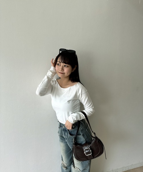 RiLi(リリ)の「オフショルカットソー【RL】(Tシャツ/カットソー・レディース・ブラック/チャコールグレー/ホワイト・FREE)」の4枚目の写真