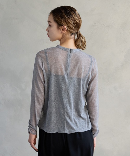 AIMER（エメ）の「プチハイネックラメトップス（Tシャツ/カットソー・レディース・ゴールド/シルバー・MEDIUM/LARGE）」の10枚目の写真