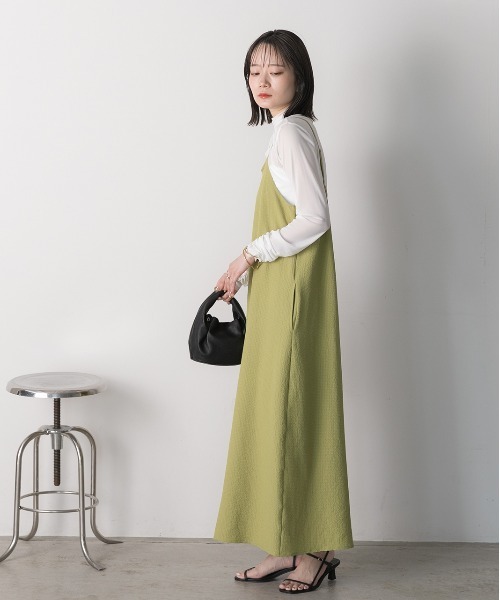 ad thie(アドティエ)の「Iラインシルエット マキシキャミワンピース(ワンピース・レディース・ブラック/オフホワイト/ライトグリーン・FREE)」の7枚目の写真