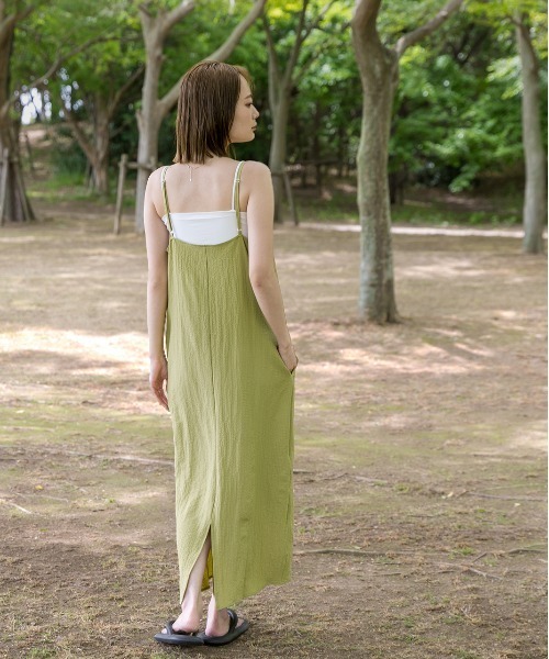 ad thie(アドティエ)の「Iラインシルエット マキシキャミワンピース(ワンピース・レディース・ブラック/オフホワイト/ライトグリーン・FREE)」の20枚目の写真