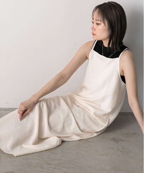 ad thie(アドティエ)の「Iラインシルエット マキシキャミワンピース(ワンピース・レディース・ブラック/オフホワイト/ライトグリーン・FREE)」の8枚目の写真