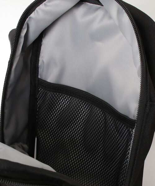 THRASHER（スラッシャー）の「【THRASHER/スラッシャー】カナビラキーホルダー付き ミニショルダーバッグ/ショルダーバッグ（ショルダーバッグ・メンズ・ブラック・FREE）」の11枚目の写真