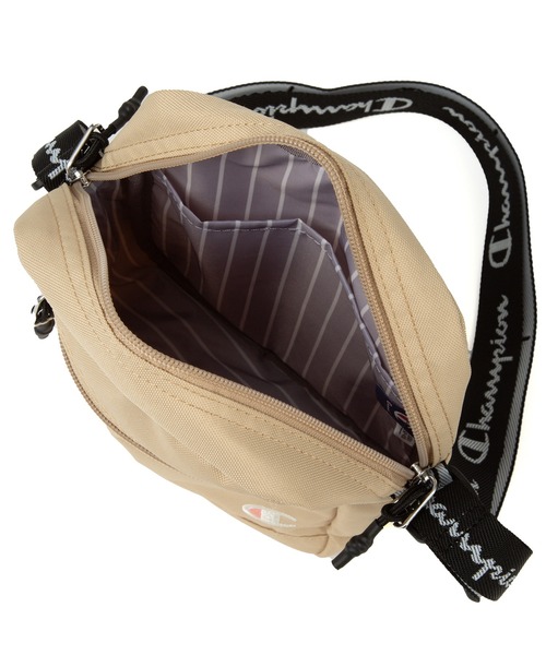 Champion(チャンピオン)の「champion/チャンピオン ショルダーバッグ エスター No.63881(ショルダーバッグ・メンズ・ネイビー/サンドベージュ/ブラック・FREE)」の16枚目の写真