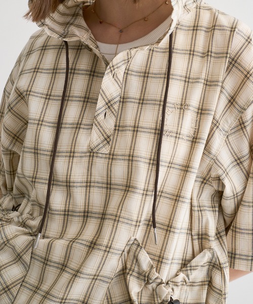 WISH FOR EVER（ウィッシュフォーエバー）の「DRAWCODE HOOD SHIRT/ドローコードフードシャツ（シャツ/ブラウス・メンズ・ベージュ/ブラウン/ネイビー・MEDIUM/LARGE）」の11枚目の写真