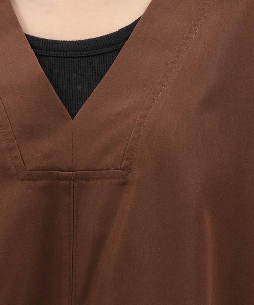 LAKOLE（ラコレ）の「袖ボリュームワンピース / 142630（ワンピース・レディース・ブラック/ベージュ/ブラウン・SMALL/MEDIUM）」の4枚目の写真