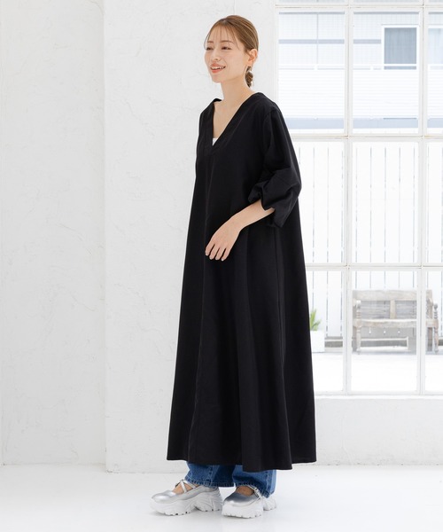 LAKOLE（ラコレ）の「袖ボリュームワンピース / 142630（ワンピース・レディース・ブラック/ベージュ/ブラウン・SMALL/MEDIUM）」の22枚目の写真