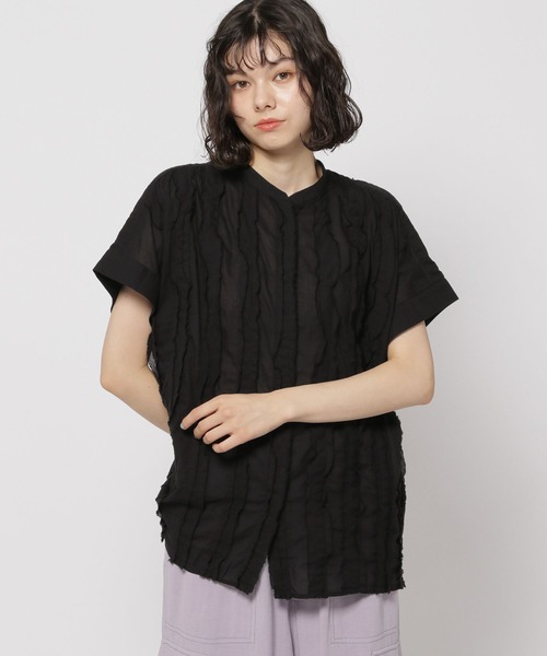 niko and...(ニコアンド)の「ノーカラーテープブラウス(シャツ/ブラウス・レディース・オフホワイト/イエロー/ブラック・FREE)」の3枚目の写真