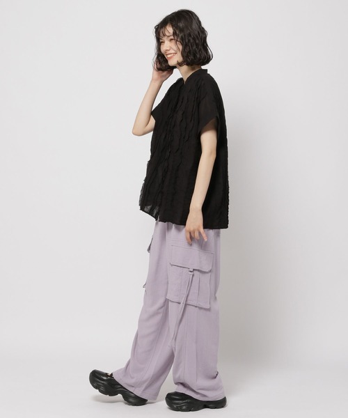 niko and...(ニコアンド)の「ノーカラーテープブラウス(シャツ/ブラウス・レディース・オフホワイト/イエロー/ブラック・FREE)」の7枚目の写真