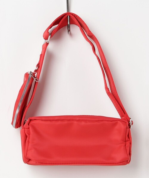 fredy emue（フレディエミュ）の「ツイルクロスボックスショルダーバッグ（ショルダーバッグ・レディース・レッド/ブラック・FREE）」の8枚目の写真