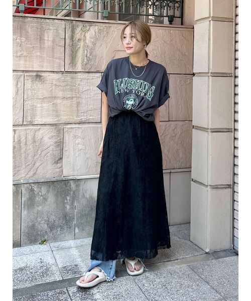 Ungrid（アングリッド）の「カレッジロゴビッグTee（Tシャツ/カットソー・レディース・チャコールグレー/オフホワイト/ネイビー・FREE）」の17枚目の写真