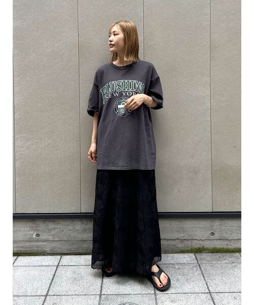 Ungrid（アングリッド）の「カレッジロゴビッグTee（Tシャツ/カットソー・レディース・チャコールグレー/オフホワイト/ネイビー・FREE）」の9枚目の写真